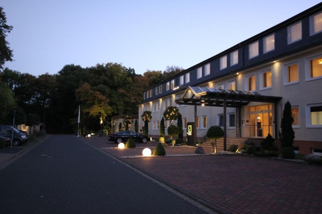 Parkhotel Ahrbergen Giesen Εξωτερικό φωτογραφία