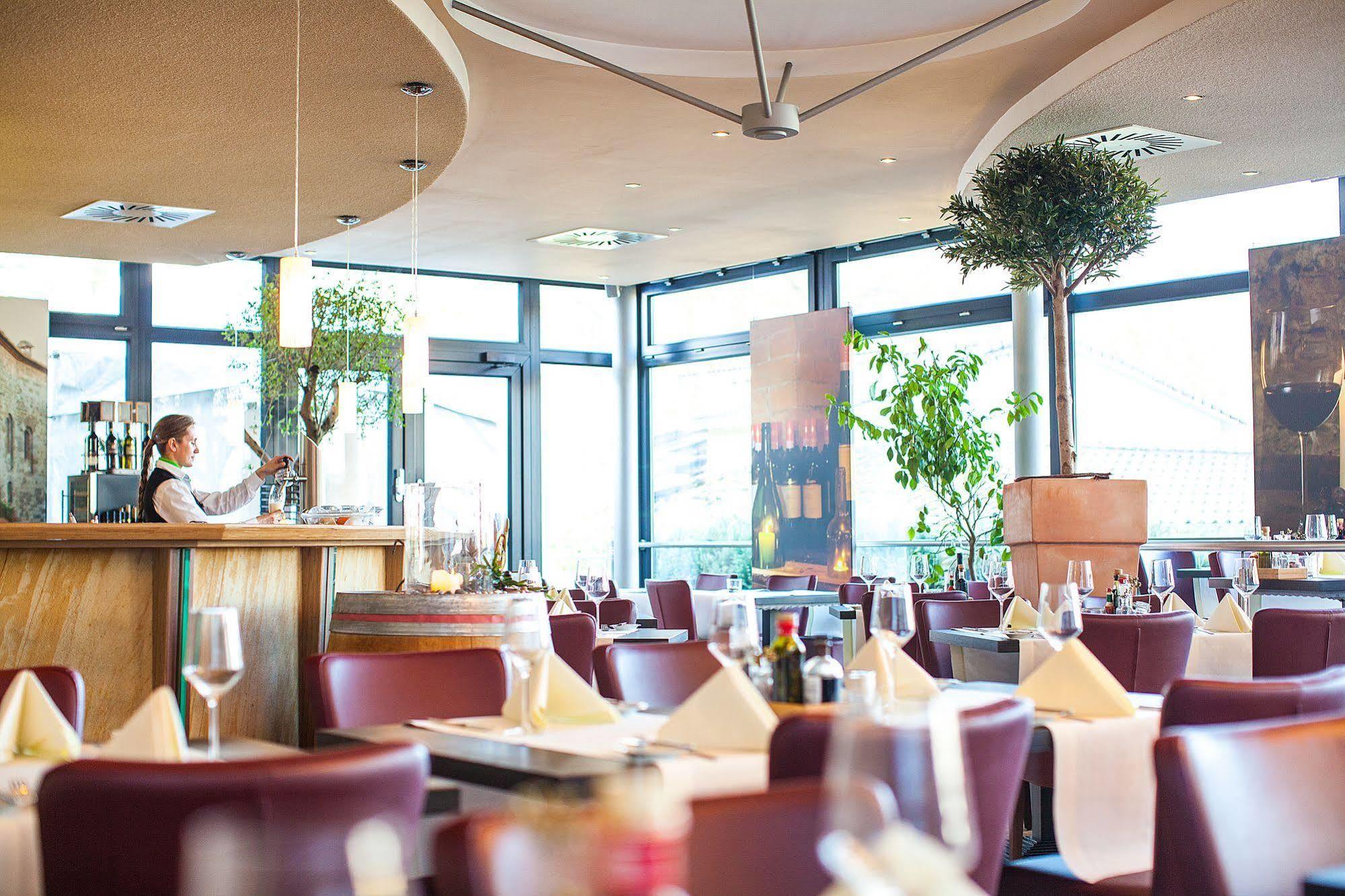 Parkhotel Ahrbergen Giesen Εξωτερικό φωτογραφία