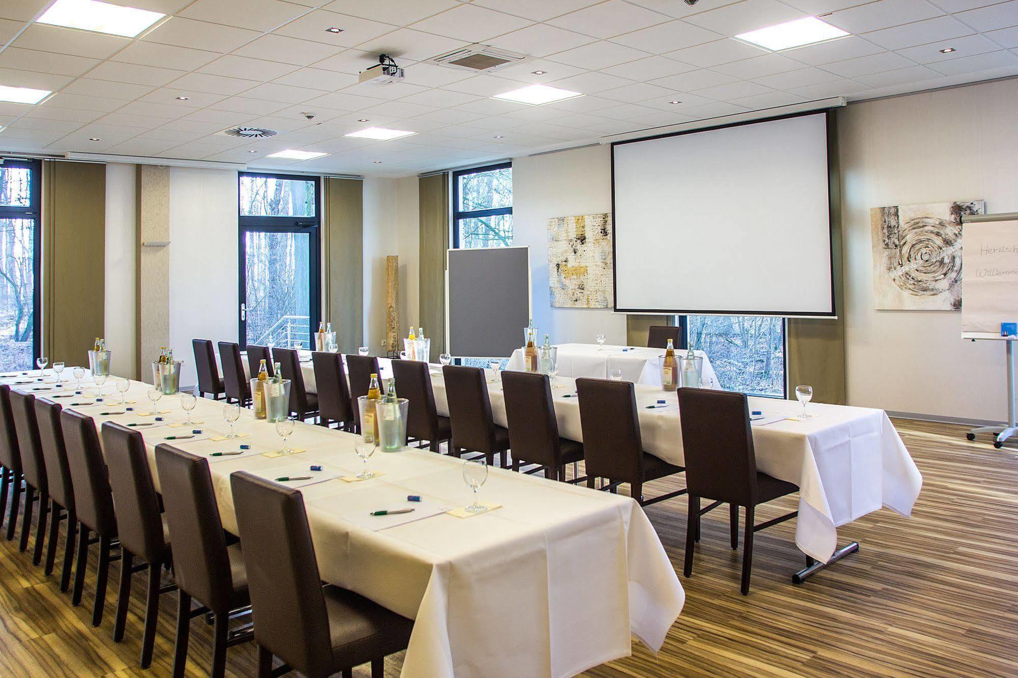 Parkhotel Ahrbergen Giesen Εξωτερικό φωτογραφία
